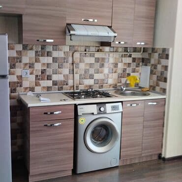 студия квартира: Kirayə üçün studio tipli mənzil.Gəncədə GDU min 2 ci korpusuna — 2