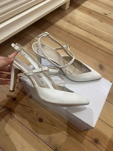 Ölçü: 39, rəng - Ağ, İşlənmiş