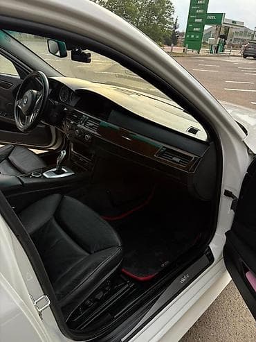 bmw satılır: BMW 5 Series (E60) sedan – ağ rəng, M paketli görünüş - Kuzov: 4 — 9