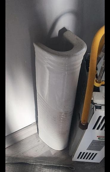Künc üçün əl yumağa uyğun keramika əlüzü – pedestalla - Material — 2