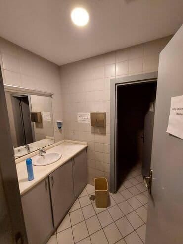 аренда торгового места в магазине: 28 may metrosuna yaxın Bakixanov küçəsində yerləşən ümumi sahəsi 500 — 8