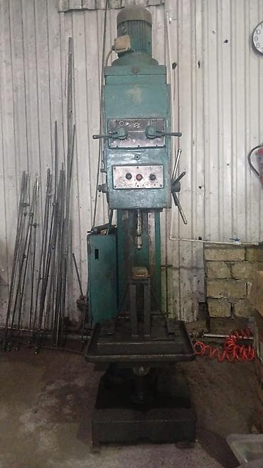 sintepon material: TƏCİLİ SATILIR! DEŞMƏ DƏZGAHI – 2 ƏDƏD - Şaquli tip metal deşmə — 2