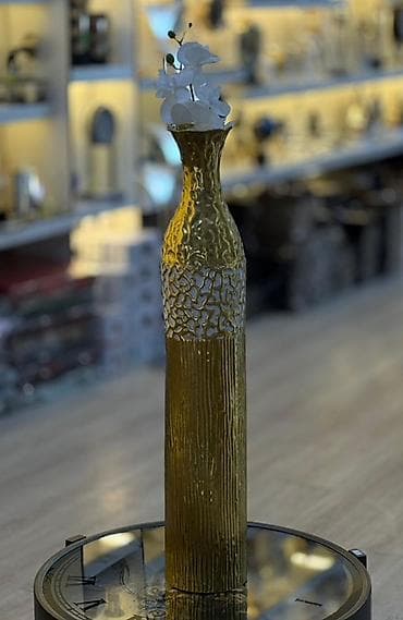 Vazalar: Bir vaza — 1