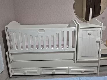 Beşiklər: Oğlan və qız üçün, Dördbucaq, Beşik, Matrassız, Yellənmə mexanizmsiz — 2