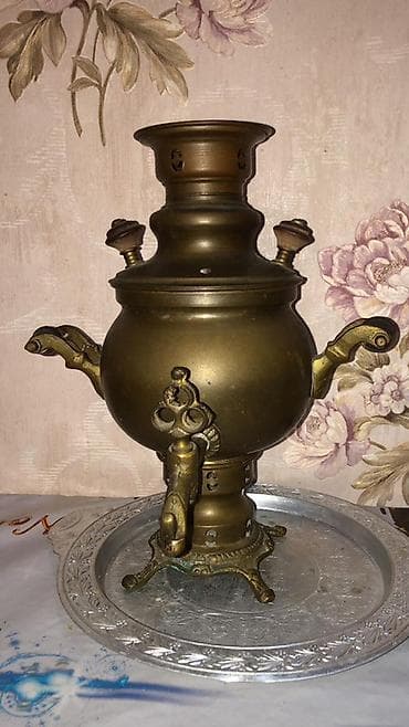 simovar: Qedimi samavar hardasa 700-800 millilitr tutur.qiymeti razilasma yolu — 1