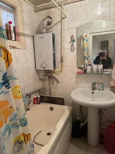 naxcıvan kirayə ev: Nərimanov metrosunnan əyaq ilə 4 dəqə məsafədə 5 mərtəbəli binanın 5 — 5