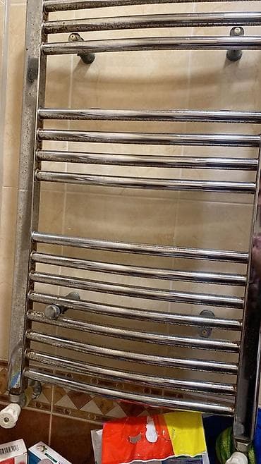 Перила: Vanna otağı üçün tam dəst Tərkib: - Keramik lavabosu və pedestalı - — 3