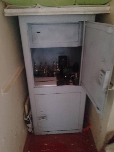 Soyuducu avadanlığı: Sovet vaxtindan galma hundurluyu 1,35 eni 0,60 Giymete gore narahat — 2