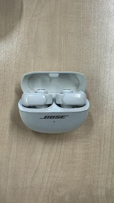 m10 earbuds: İşlənmiş Simsiz (Bluetooth) Qulaqcıqlar, Bose, rəng - Boz — 1