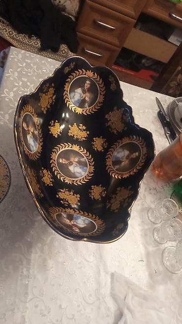 süfre bezemek: Məhsul: Dekorativ porselen qab Təsvir: - Dərin, dalğalı kənarlı — 1