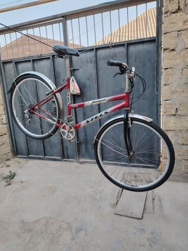 CD, DVD диски и кассеты: Б/у Городской велосипед Stels, 28", скоростей: 7, Самовывоз — 2