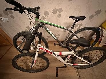 Uşaq velosipedləri: "Trek Caliber 29" və "Isma 24" velosipedləri cüt satılır.

720 azn — 1