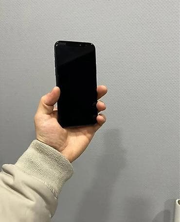 mingecevir telefon: IPhone 11 Pro, 256 GB, Matte Midnight Green — 1