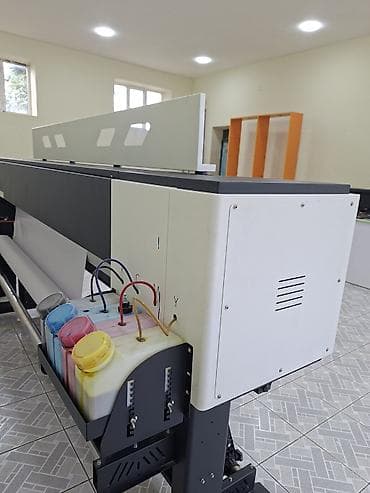Eko-solvent genişformat printer Məhsul təsviri: - Tip: Genişformat — 3