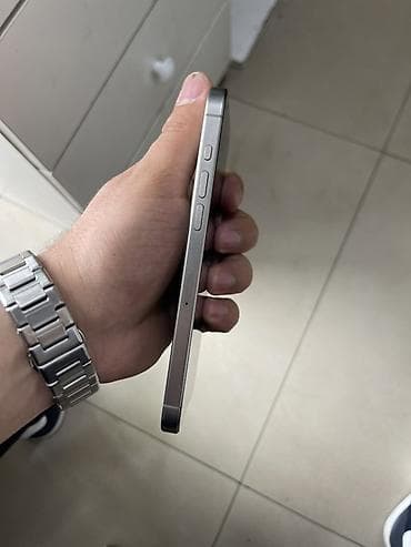 iphone xs pro max: IPhone 15 Pro Max, 256 GB, Gümüşü, Face ID — 4