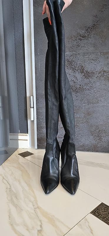 Məhsul: Dizüstü qadın çəkmələri - Brend: Rupert Sanderson (Made in