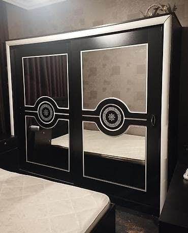 lalafo panel radiator: Qara-ağ rəngdə sürgülü qapılı geyim dolabı - Dizayn: Qara korpus, ağ — 1