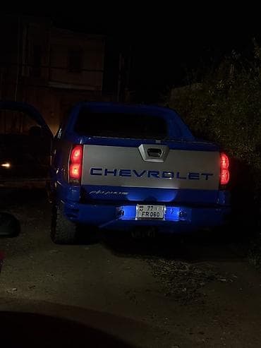 e 250 mercedes: Chevrolet Avalanche: 3.2 l | 2002 il Pikap — 2