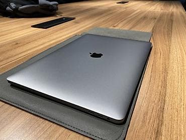 macbook satisi: İşlənmiş Apple MacBook, 15.4 ", Intel Core i7, 256 GB, Ünvandan götürmə — 2