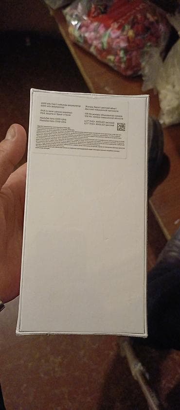 canon eos r8: Redmi Note 14 Pro, 256 GB, rəng - Bənövşəyi, Zəmanət — 3