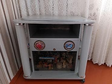 sud ceni: Tv altlığı.İşlənmişdir, lakin yaxşı vəziyyətdədir.Bakı, Quba və — 1