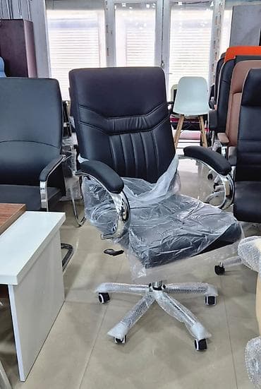Yeni, Təkərli, Qolları tənzimlənmir, Süni dəri
