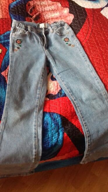 usaqlar ucun inqalyasiya aparati: Həm oğlan həm də qız geyinebiler 8-9 yaş. uzunluğu 52 sm ikisi — 3