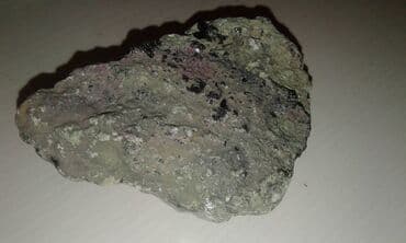 ayaq ustu saat: Mineral daş — 3