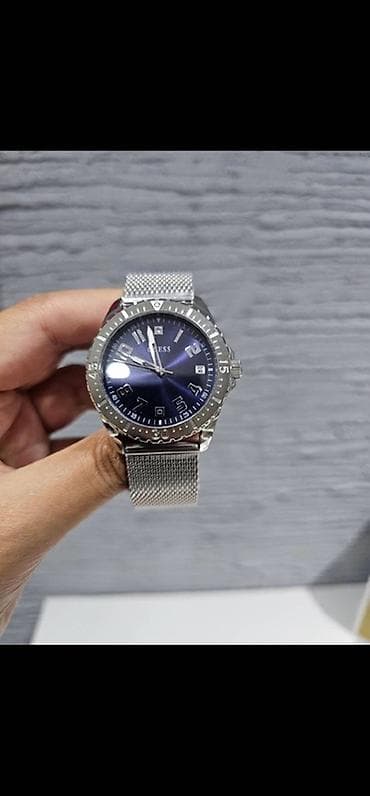 sve od koze: Yeni, Qol saatı, Guess, rəng - Gümüşü — 1