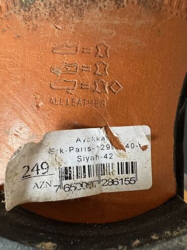 ayaqqabı mokasin dərisi: Dəri ayaqqabı, Oggi marka Gənclik moldan alınıb, etiketi altındadır — 5