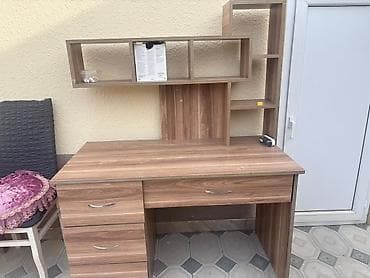 komputer setup: Düz masa, Polkalı, Siyirməli, Teksturalı laminat, Zəmanətsiz, Kredit yoxdur — 1