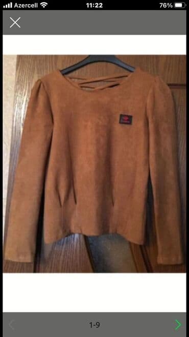 düyməli qadın koftaları: Qadın geyimləri dəsti – 4 ədəd bluz/sviter Her biri 4 manatdır — 6