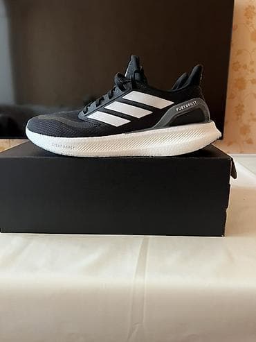 krosofka: Adidas Pureboost 5 qaçış ayaqqabısı - Model: Pureboost 5 (etiket və — 2