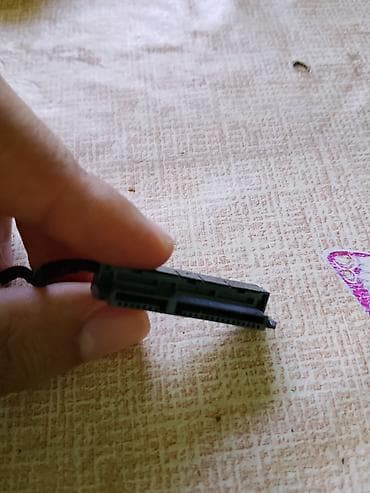 honor note 8 pro: Laptop DC güc girişi (jack) + SATA HDD/SSD konnektor kabeli dəsti - — 2