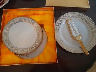 Boşqablar, rəng - Ağ