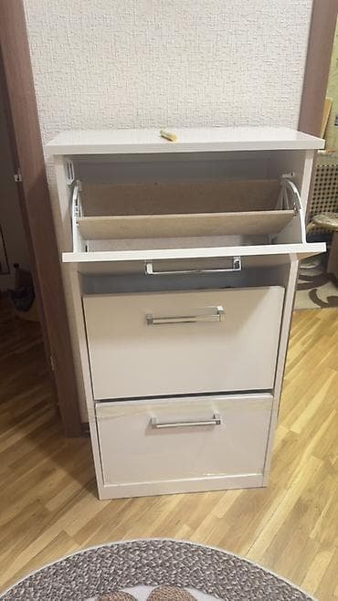 bakida hava saatliq: 3 qapılı, Ağ, Digər material Ayaqqabı dolabı — 3