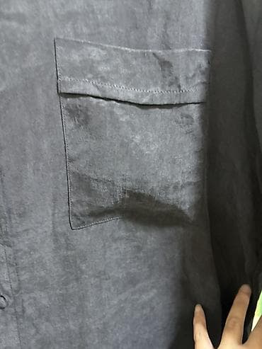stringer alt geyimi: Qadın köynəyi – tünd boz rəng, oversize kəsim. Uzunqol, klassik — 4