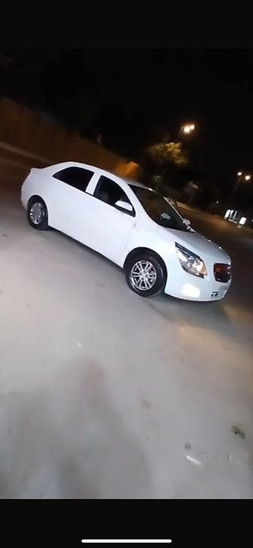kreditle vaz 2107: Chevrolet Cobalt sedan, ağ rəng 32ay qalp 570 manat matorda karapkada — 2