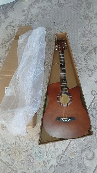 klassik gitara: Akustik gitara, 6 sim — 3