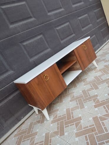 televizor ayaqları: Yeni, Düz TV altlığı, Rusiya — 1