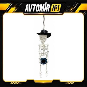 Avtomobil üçün skelet asılqan Avtomobil salonunda əşyaları rahat və — 1