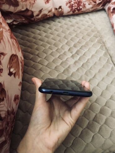 sony qulaqlıq qiymeti: Samsung A10e, 64 GB, rəng - Göy, Barmaq izi — 2