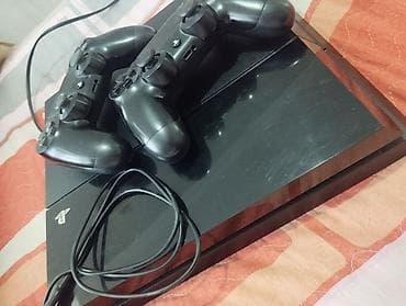 mix 4: PlayStation 4 (PS4) oyun konsolu dəsti Xüsusiyyətlər: - PS4 orijinal — 1
