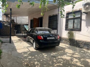 Binəqədi qəs. 3 otaqlı, 80 kv. m, Orta təmir