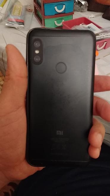 iphone 6 ikinci el: Xiaomi Mi A2 Lite, 32 GB, rəng - Qara, 
 Barmaq izi — 1
