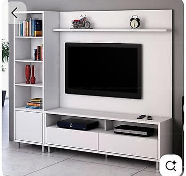 Yeni, Düz TV altlığı, Polkalı