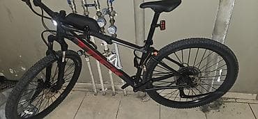 Trek Marlin seriyasına bənzər dağ velosipedi - Çərçivə: alüminium — 2
