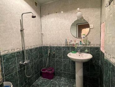 9 ci mikrorayon satilan evler: Bakı, 4 otaqlı, Köhnə tikili, m. Həzi Aslanov, 110 kv. m — 20