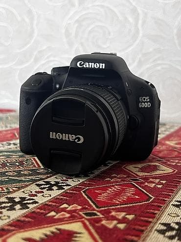 Canon EOS 600D DSLR fotoaparat dəsti - 18 MP APS-C CMOS sensor –