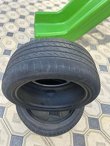 i30 disk: Şin 235 / 45 / R 17 — 1